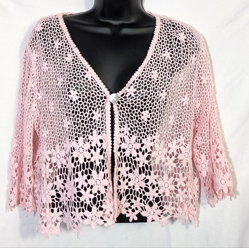 Elisabeth Williams Crocheted Floral Pattern Whimsy Feminine Pink Cardigan Sz M